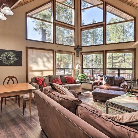 Munds Park Cabin With Fire Pit And Wraparound Porch! Екстер'єр фото