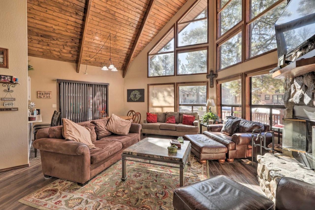 Munds Park Cabin With Fire Pit And Wraparound Porch! Екстер'єр фото